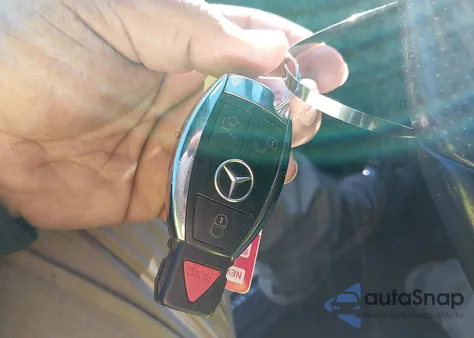 2014 Mercedes-Benz E 350 4Matic из США, поврежденный, VIN WDDHF8JB2EA812231